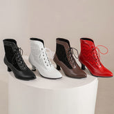 Martin-Stiefel mit Schnalle und Cut-Out